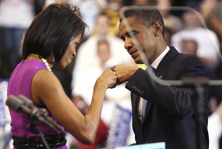 Barak Obama y su esposa